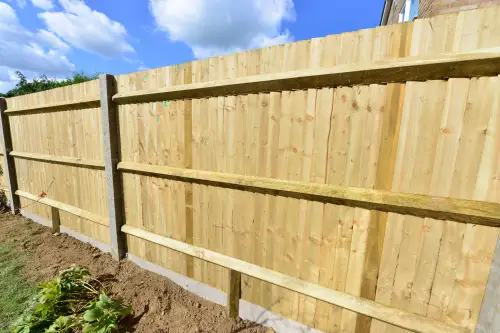Click Here To Enlarge This Photo Of How To Choose The Right Garden Fencing For Your Property